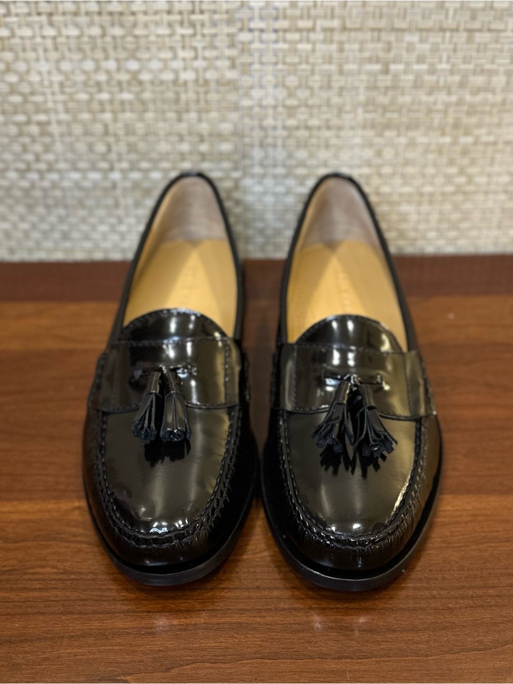2024 Cole Haan Black Patent Leather Pinch Tassel Loafers 8.5D